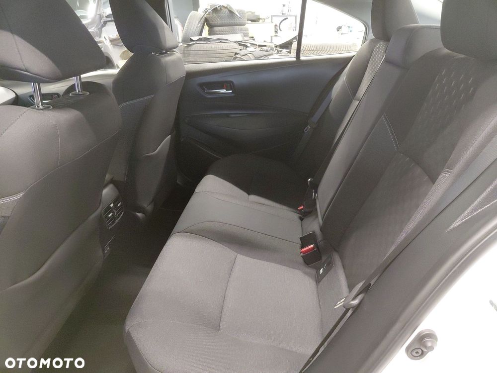 Toyota Corolla 1.8 Hybrid Comfort - 14