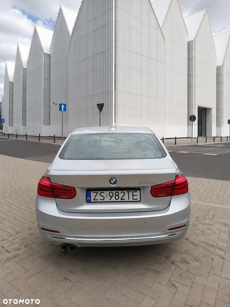 BMW Seria 3 330e iPerformance Luxury Line - 2