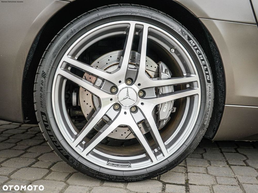 Mercedes-Benz SLS - 20
