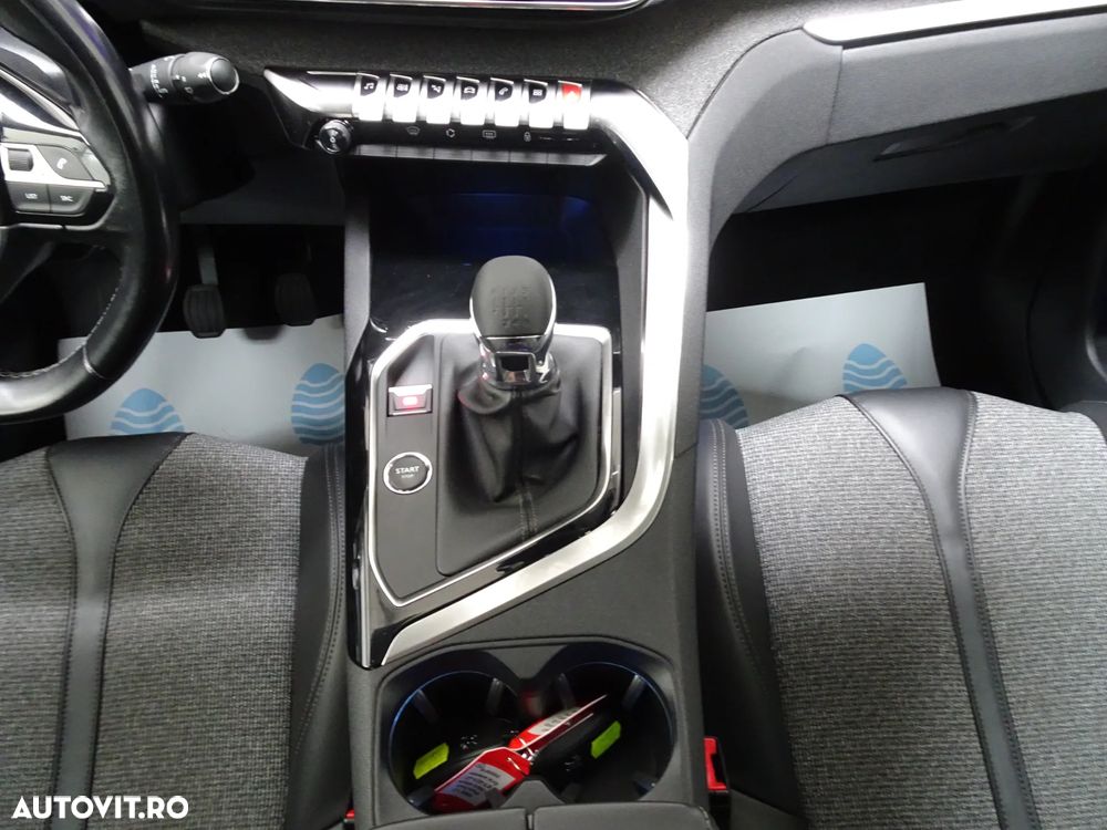 Peugeot 3008 PureTech 130 Stop & Start Allure - 16