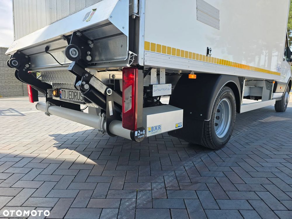 Ford TRANSIT 350-170 IZOTERMA WINDA 750Kg 48 Tyś Km SERWIS ASO FORD DO OSTATNIEGO Km SALON PL STAN JAK NOWY TEMPOMAT KLIMA ELKTRYKA ASYSTEN KIEROWCY WZMOCNIONE TYLNE ZAWIESZENIE RESOR + PODUSZKI PNEŁMATYCZNE - 29