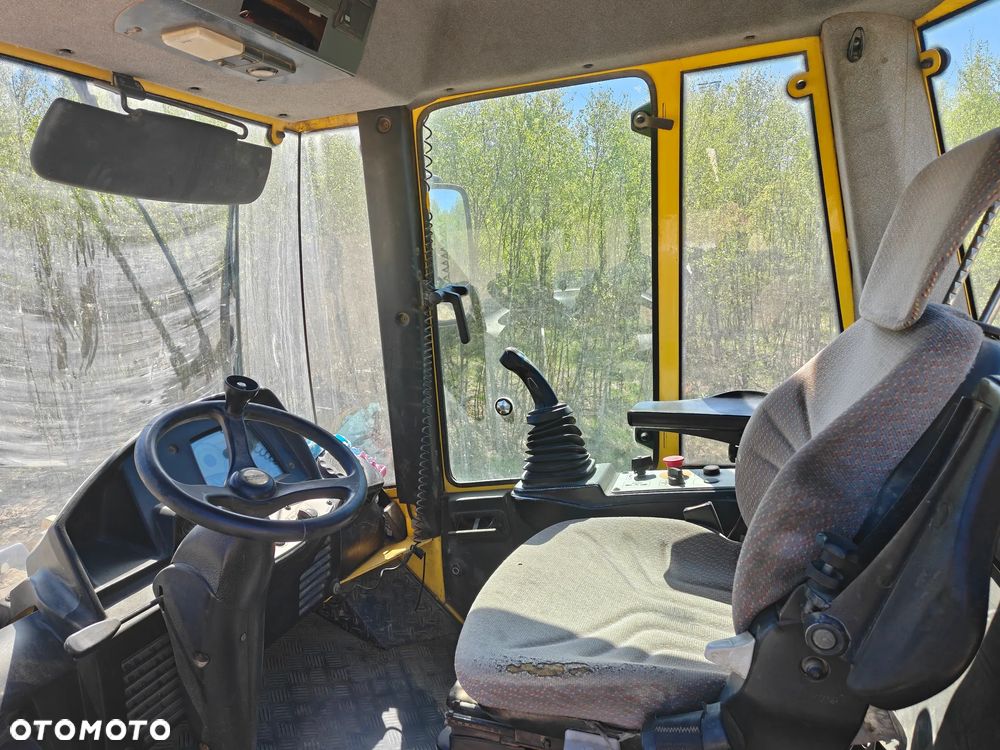 Bomag BW 213 DH-4 - 17