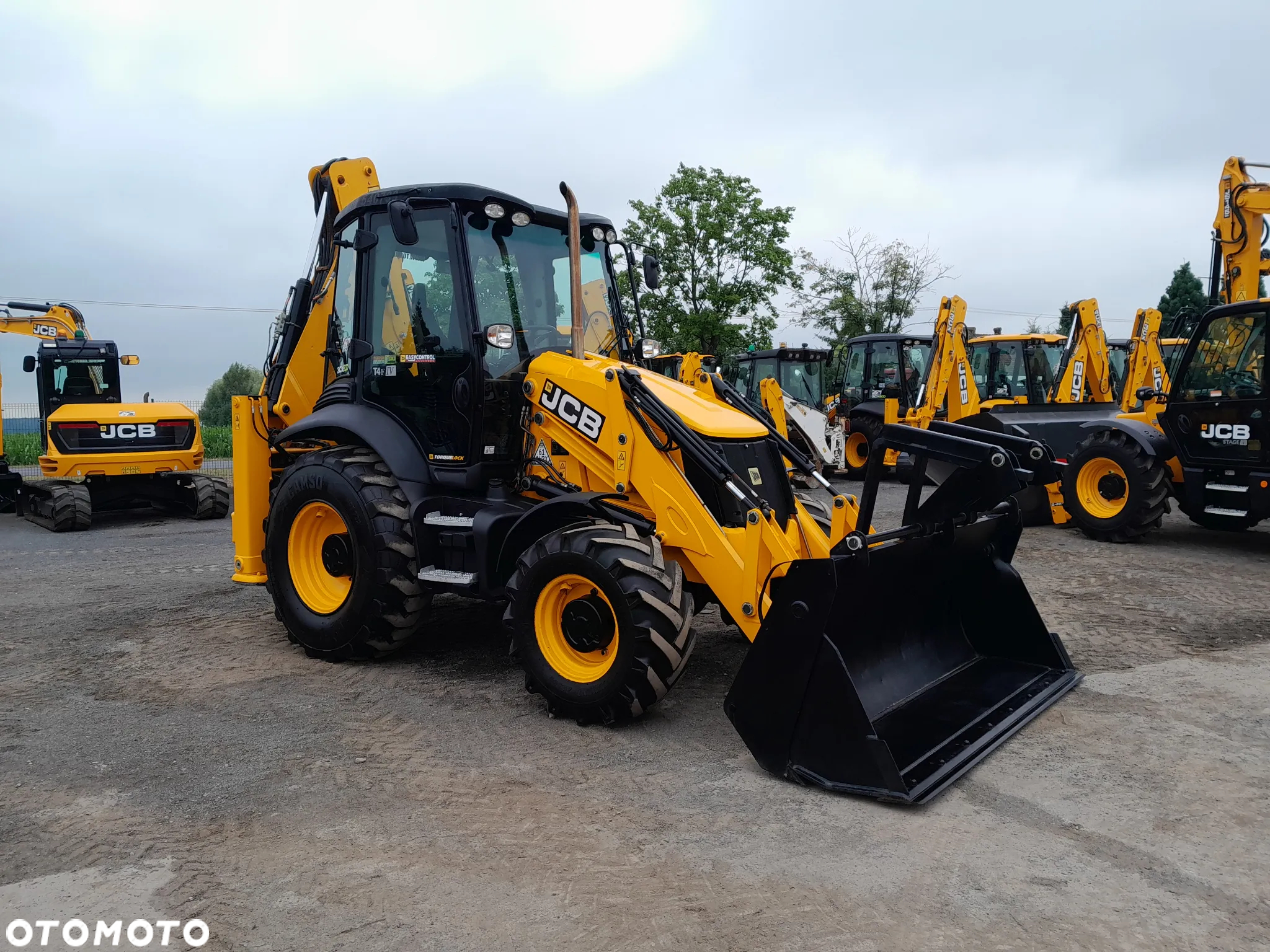 JCB 3CX  AEC - 3
