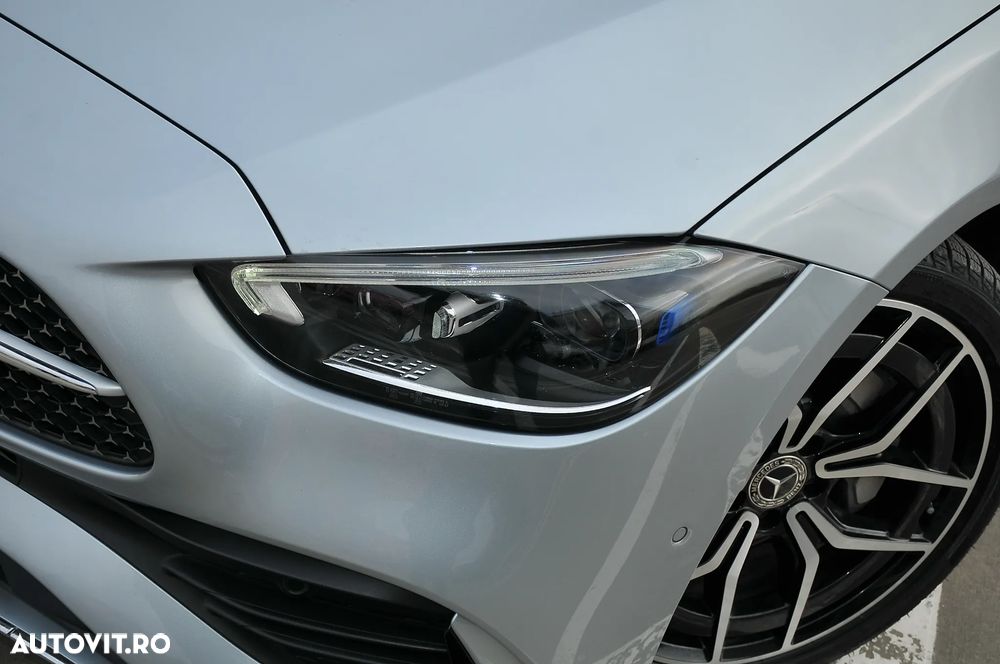 Mercedes-Benz C 300 4MATIC 9G-TRONIC AMG Line - 29