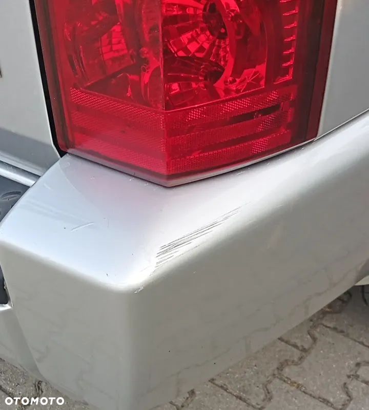 Jeep Commander 5.7 V8 Limited - 32