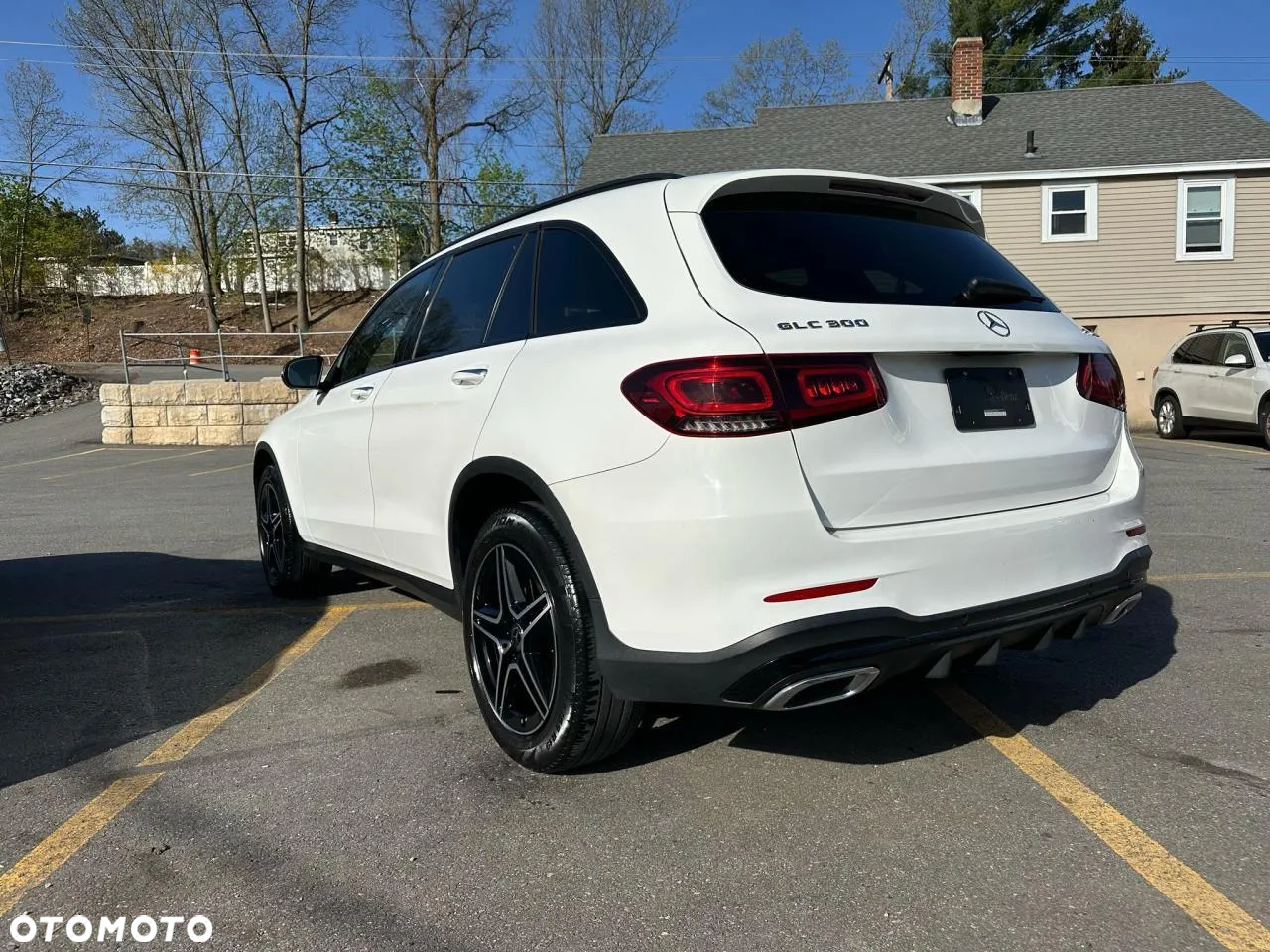 Mercedes-Benz GLC 300 4Matic 9G-TRONIC Exclusive - 2