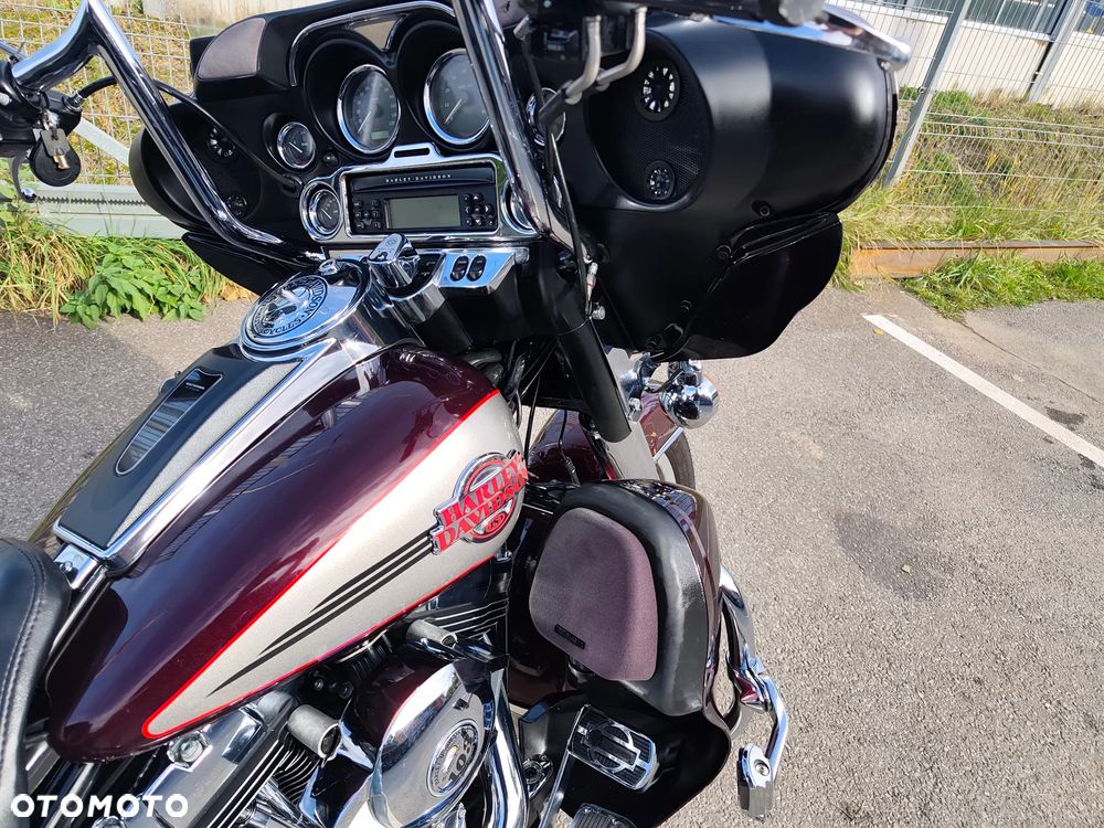 Harley-Davidson Touring Electra Glide - 21
