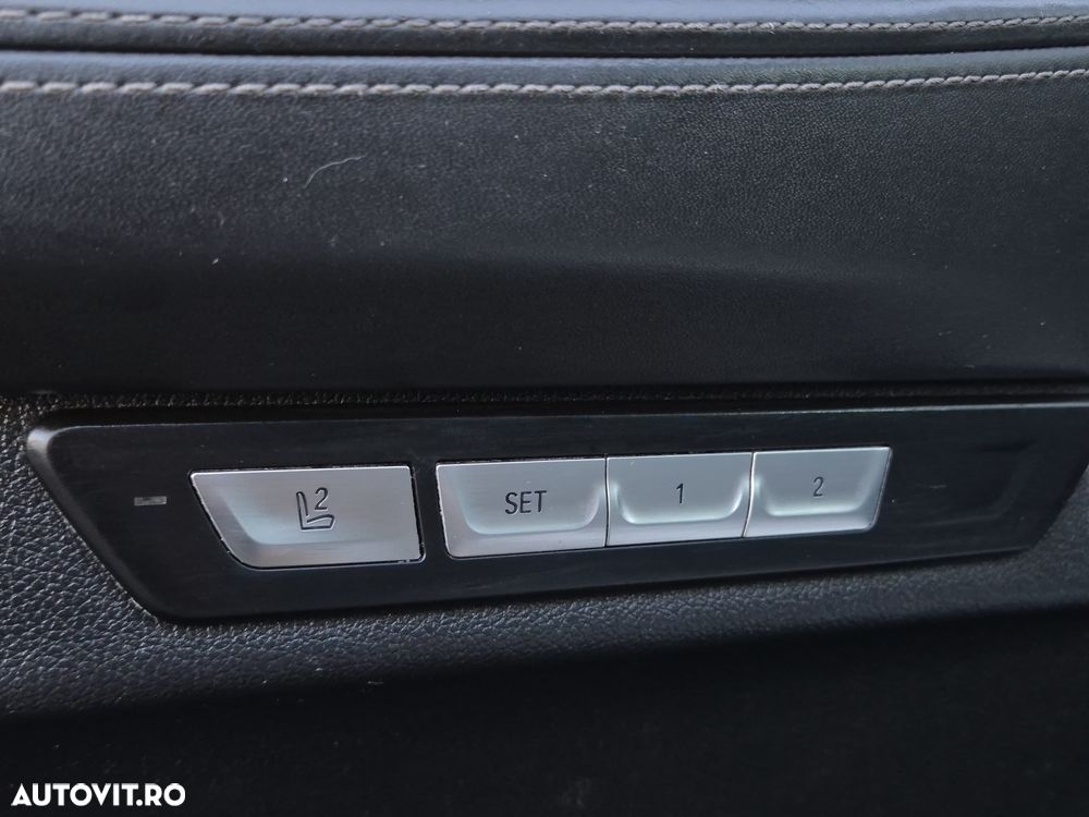 BMW Seria 7 730Ld xDrive - 23