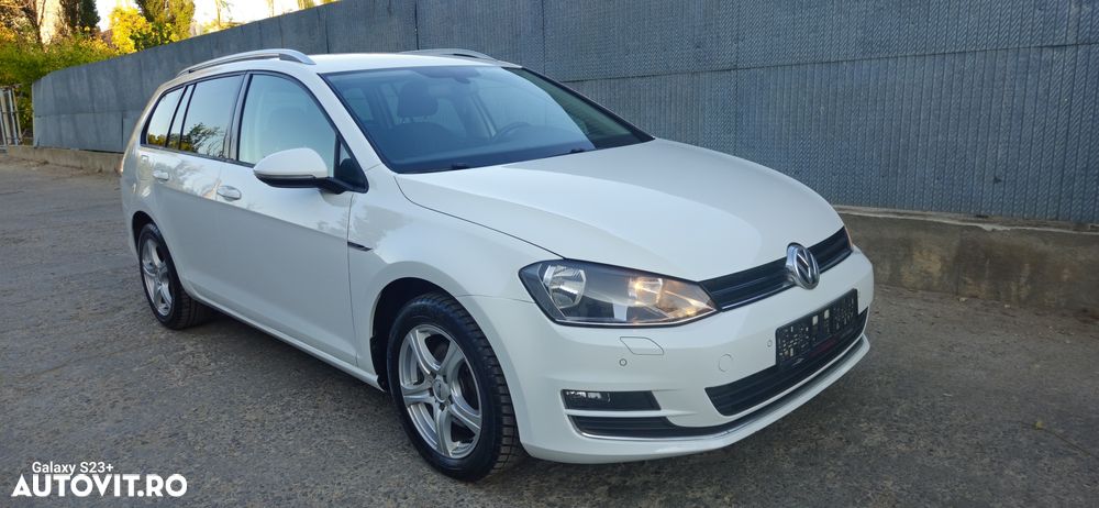 Volkswagen Golf 1.6 TDI BlueMotion Technology Lounge - 1
