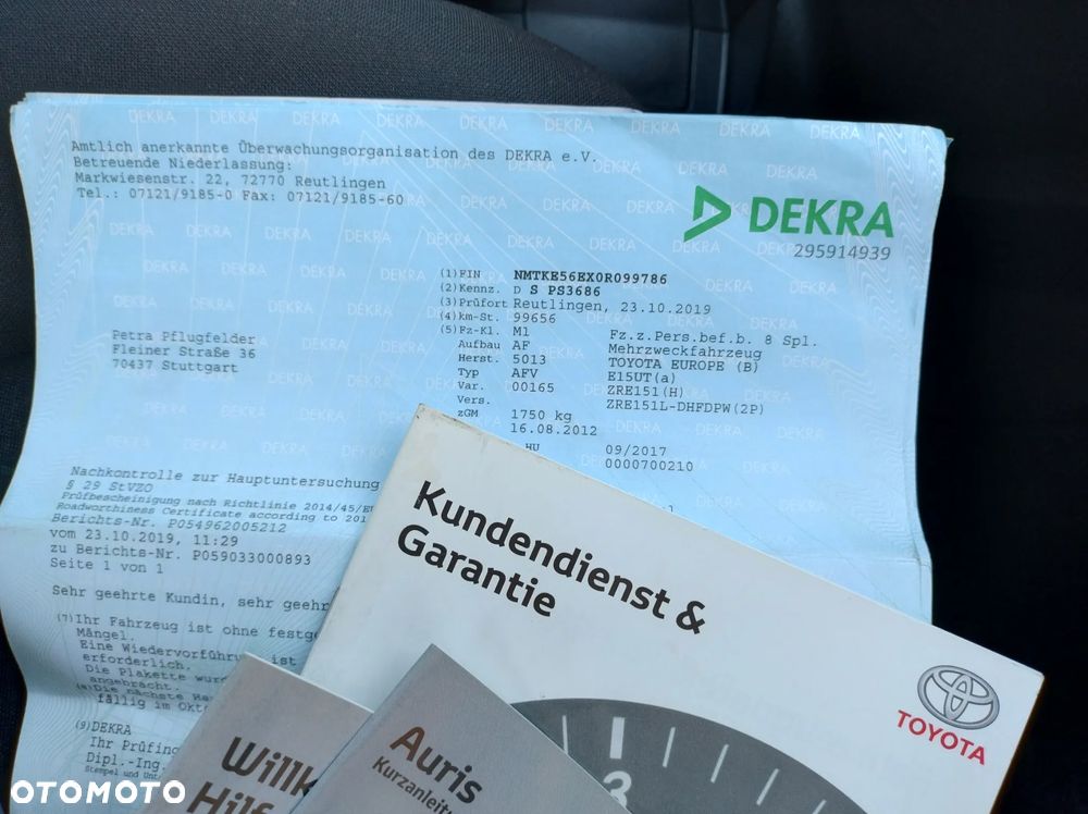 Toyota Auris 1.6 Club - 29
