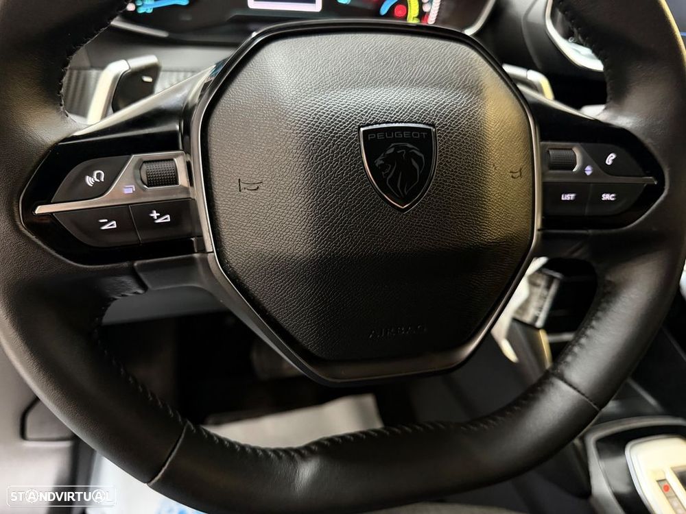 Peugeot 2008 Hybrid 145 e-DSC Style - 21