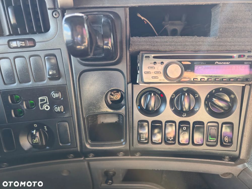 Scania G 320 B4X2 - 14