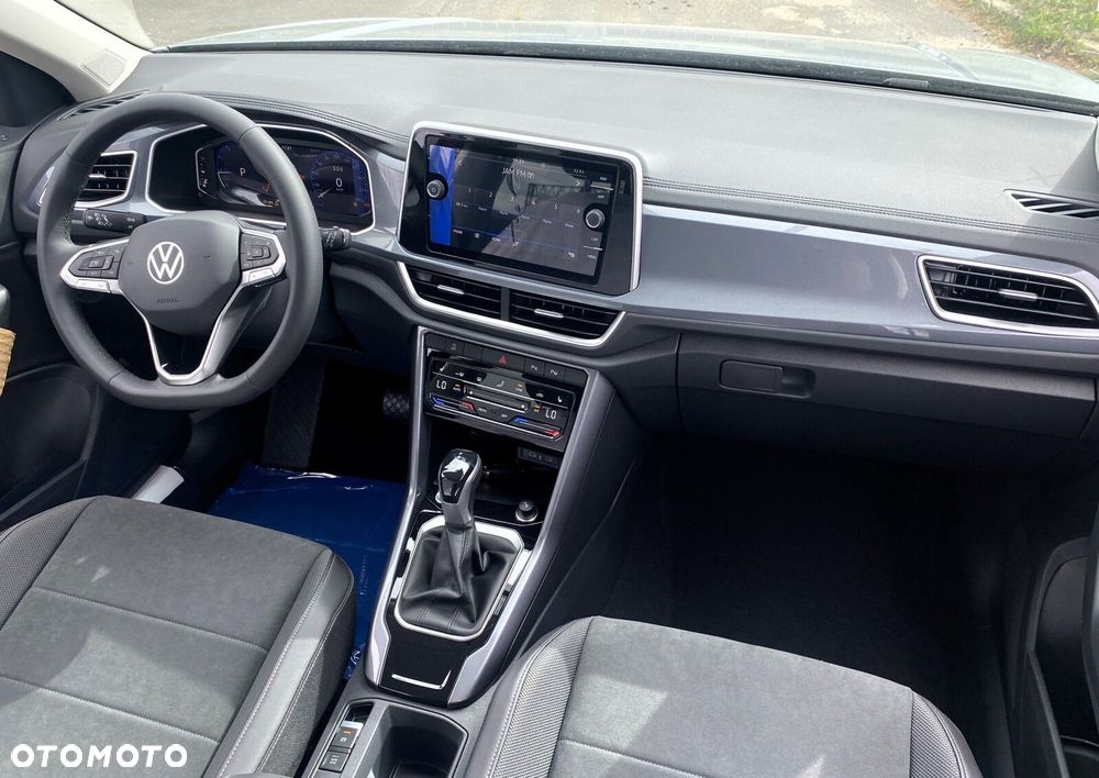 Volkswagen T-Roc - 12