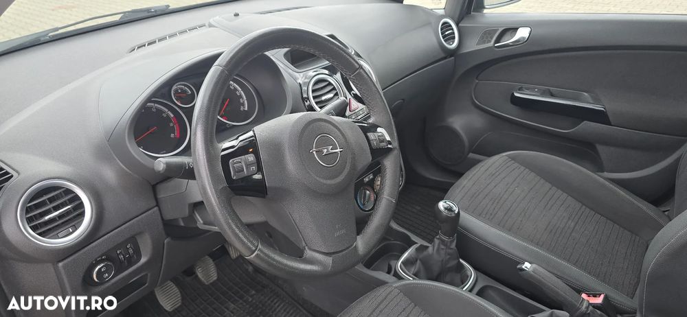 Opel Corsa 1.2 16V - 15