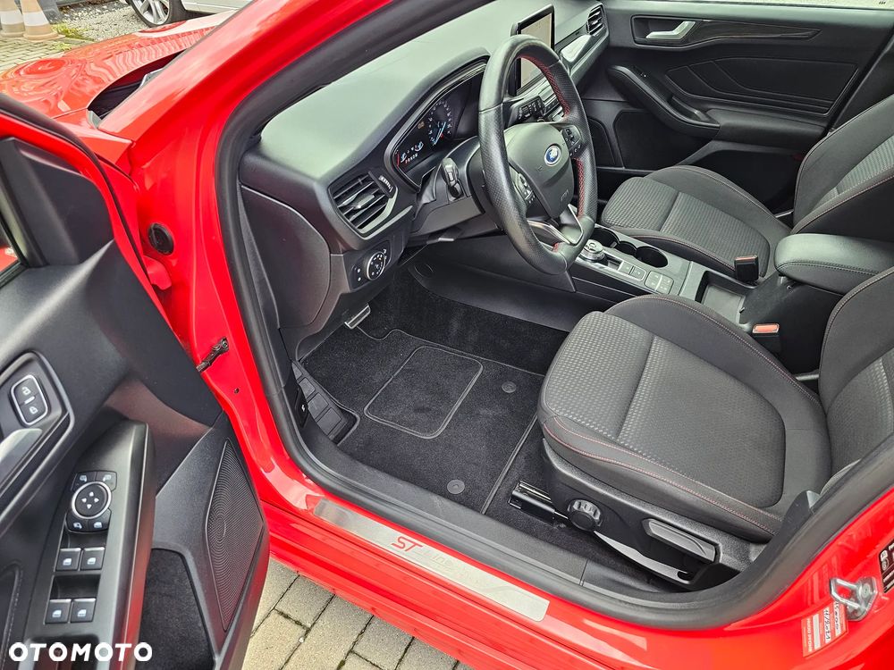 Ford Focus 1.5 EcoBlue SCR ST-Line - 18