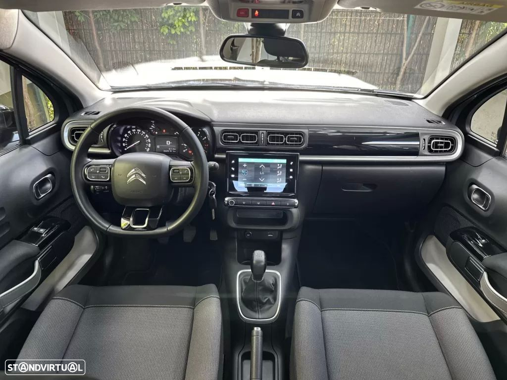 Citroën C3 1.2 PureTech Shine - 9