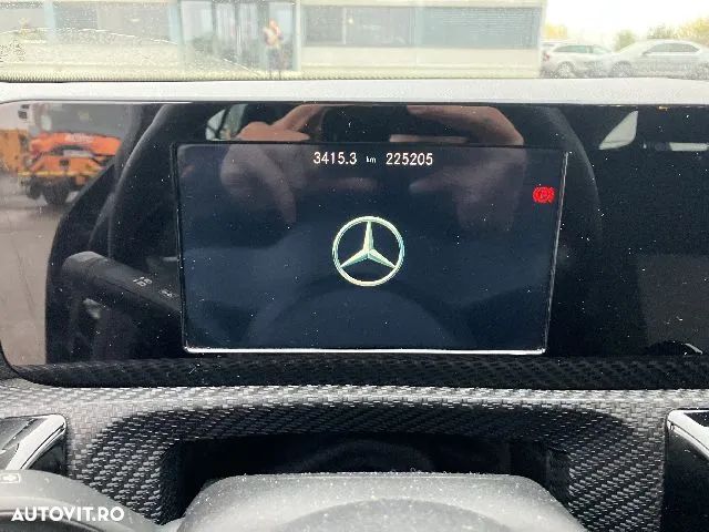 Mercedes-Benz CLA - 8