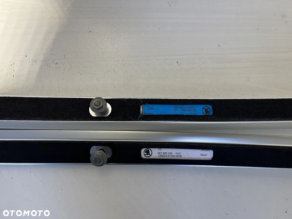 SKODA OCTAVIA IV KOMBI RELINGI DACHOWE 5E7860025 5E7860026 - 3