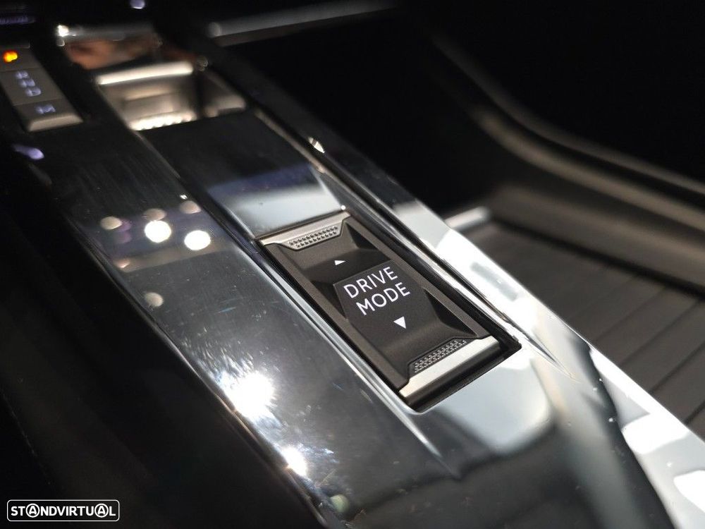 Peugeot 308 SW 1.5 BlueHDi Allure EAT8 - 43