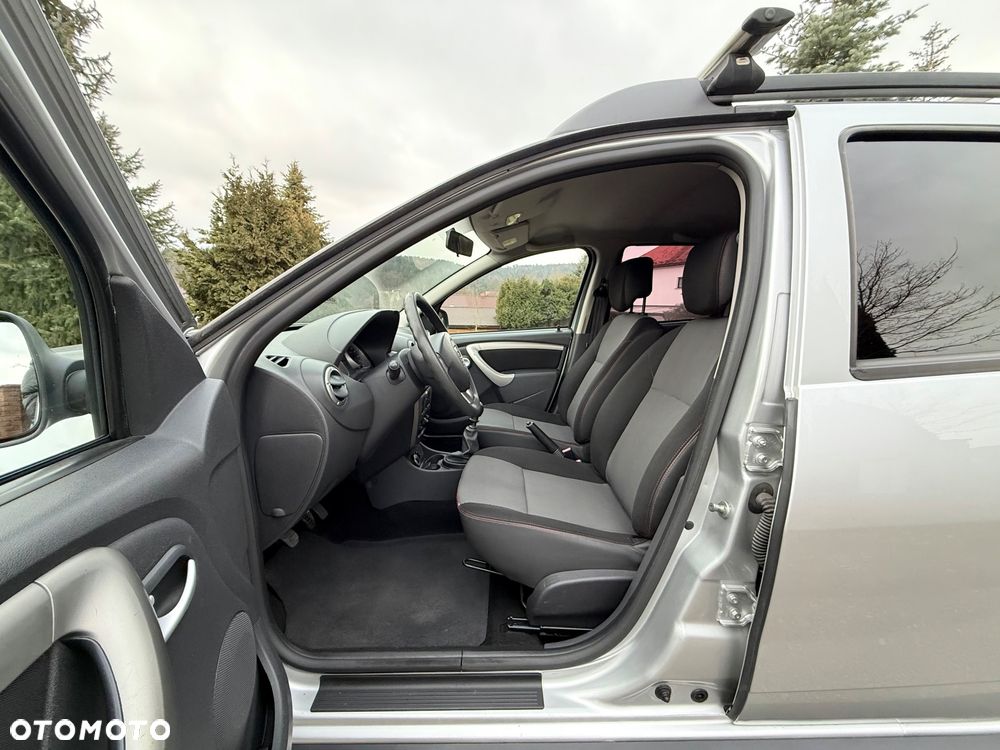 Dacia Duster 1.5 dCi Laureate 4x4 - 15