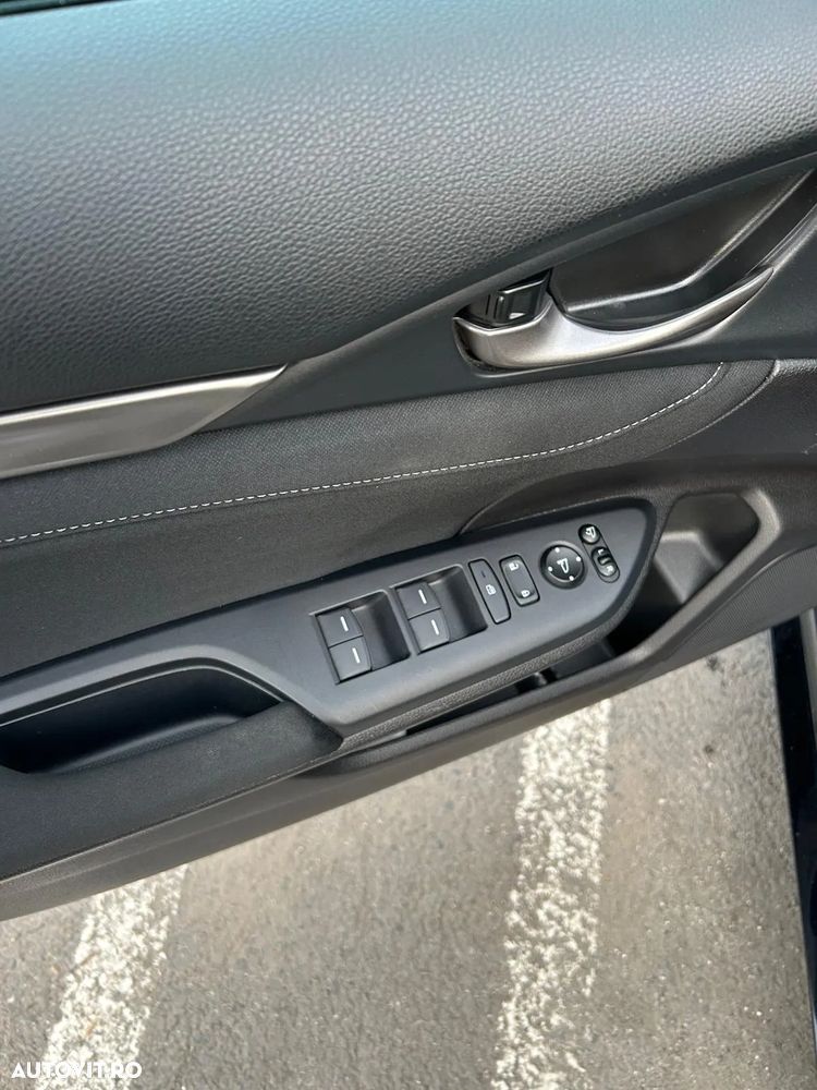 Honda Civic 1.5 VTEC Turbo CVT Sport - 14