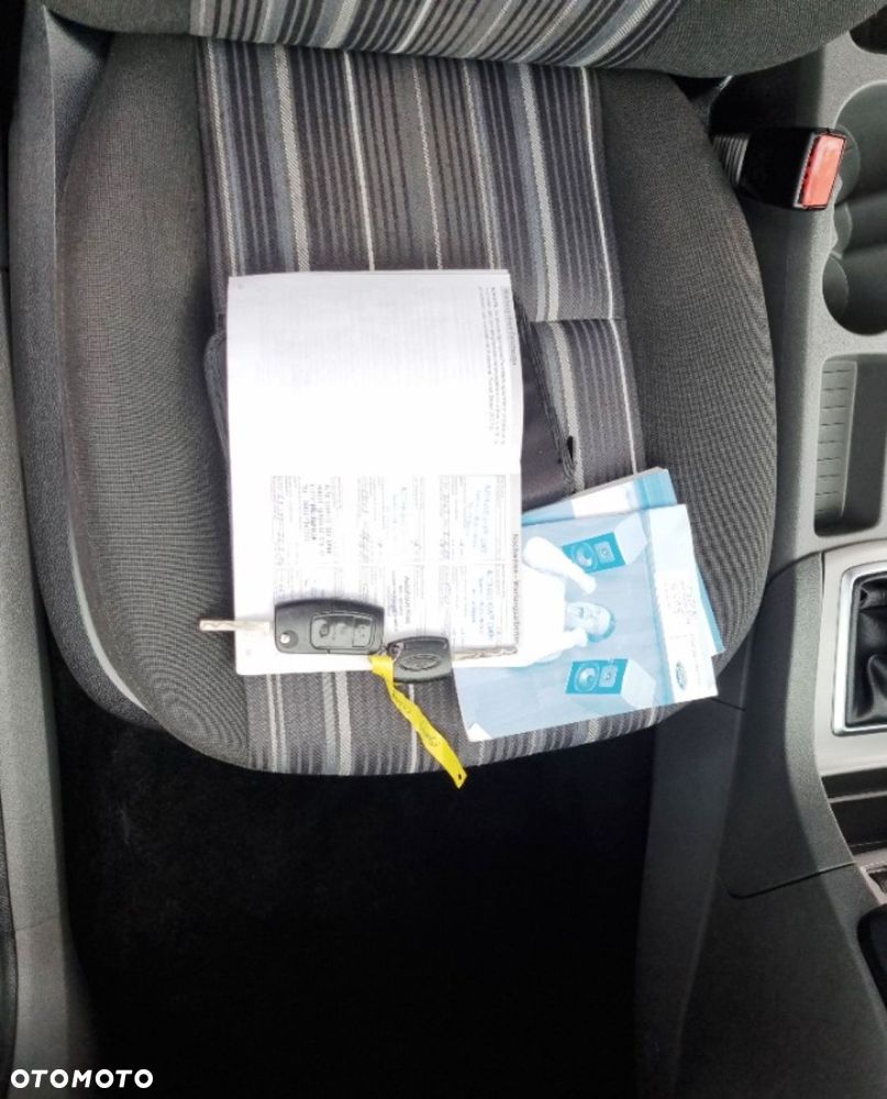 Ford Focus - 13