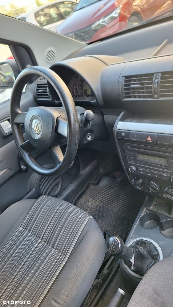 Volkswagen Fox - 4