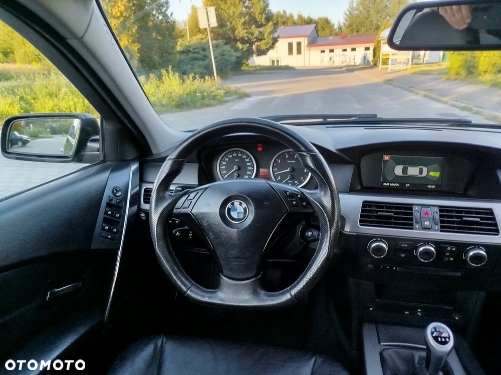 BMW Seria 5 - 21