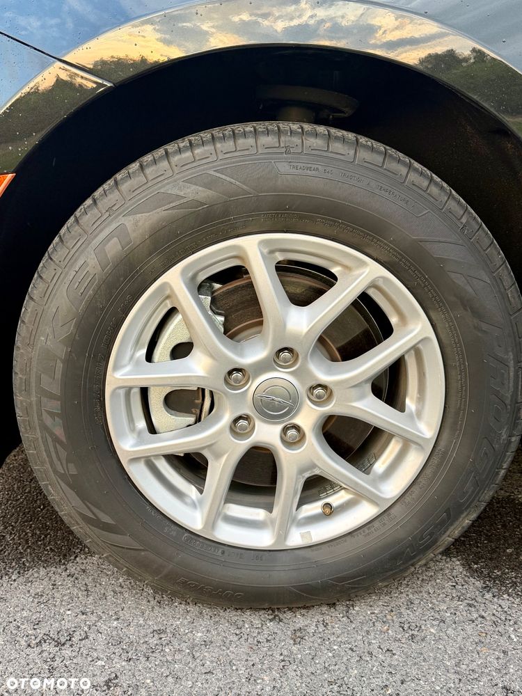 Chrysler Pacifica - 16