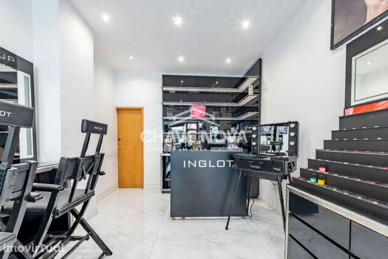 Loja c/ Montra em Matosinhos - Grande imagem: 4/16