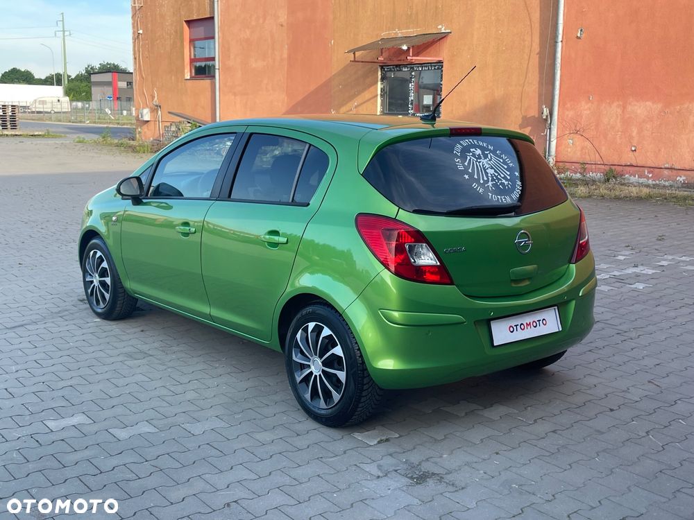 Opel Corsa 1.4 16V Navi - 37