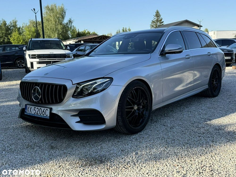 Mercedes-Benz Klasa E 400 4-Matic 9G-TRONIC - 7