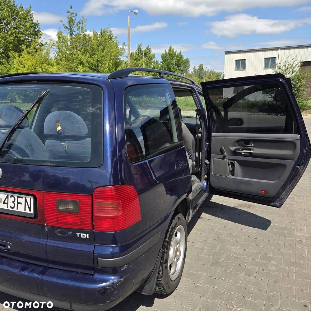Volkswagen Sharan 1.9 TDI Basis - 7