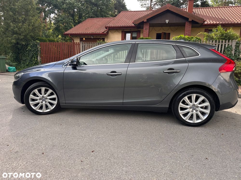 Volvo V40 D2 Summum - 13