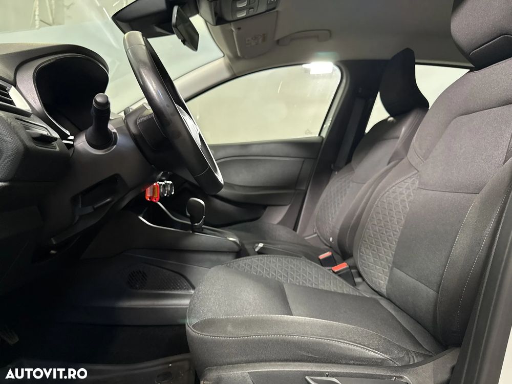 Renault Clio - 21