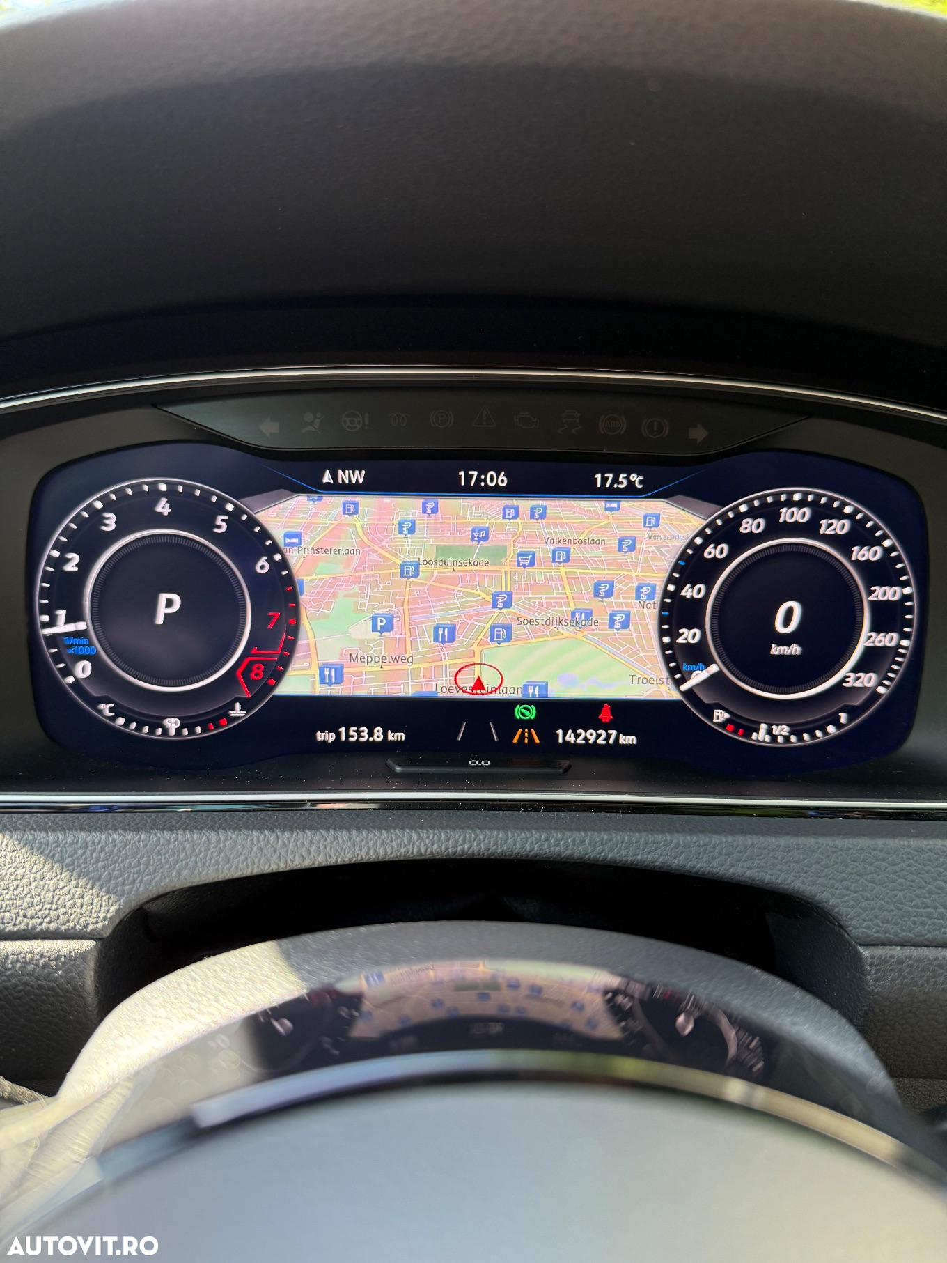 Volkswagen Golf 2.0 TSI DSG R - 9