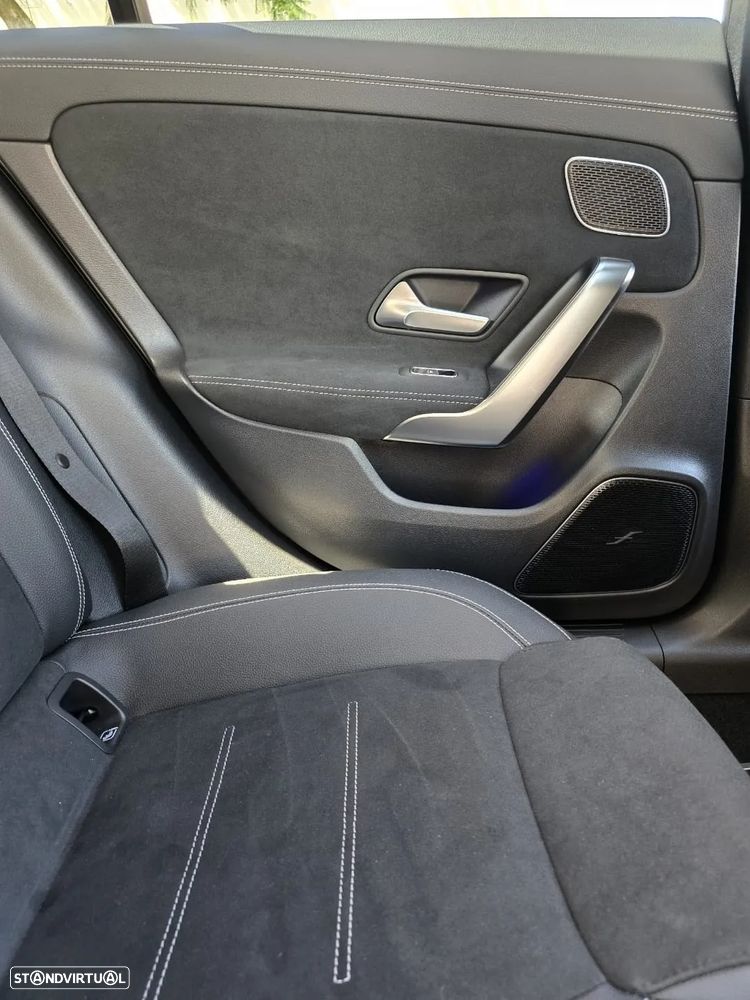 Mercedes-Benz CLA 250 e AMG Line - 5