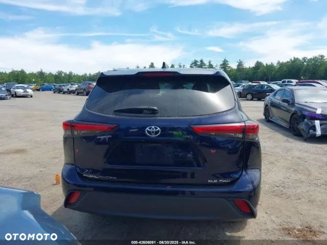 Toyota Highlander - 8
