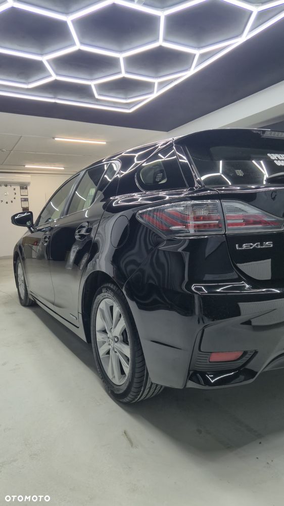 Lexus CT 200h Prestige - 21