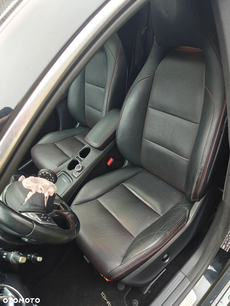 Mercedes-Benz CLA 250 7G-DCT AMG Line - 18