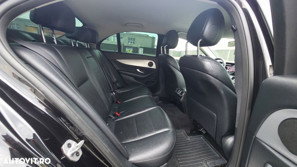 Mercedes-Benz E 200 d 9G-TRONIC - 18