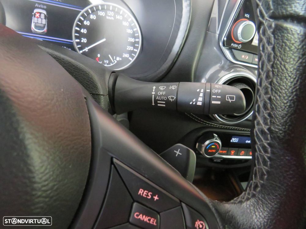 Nissan Juke 1.0 DIG-T N-Connecta NAV. DCT - 30