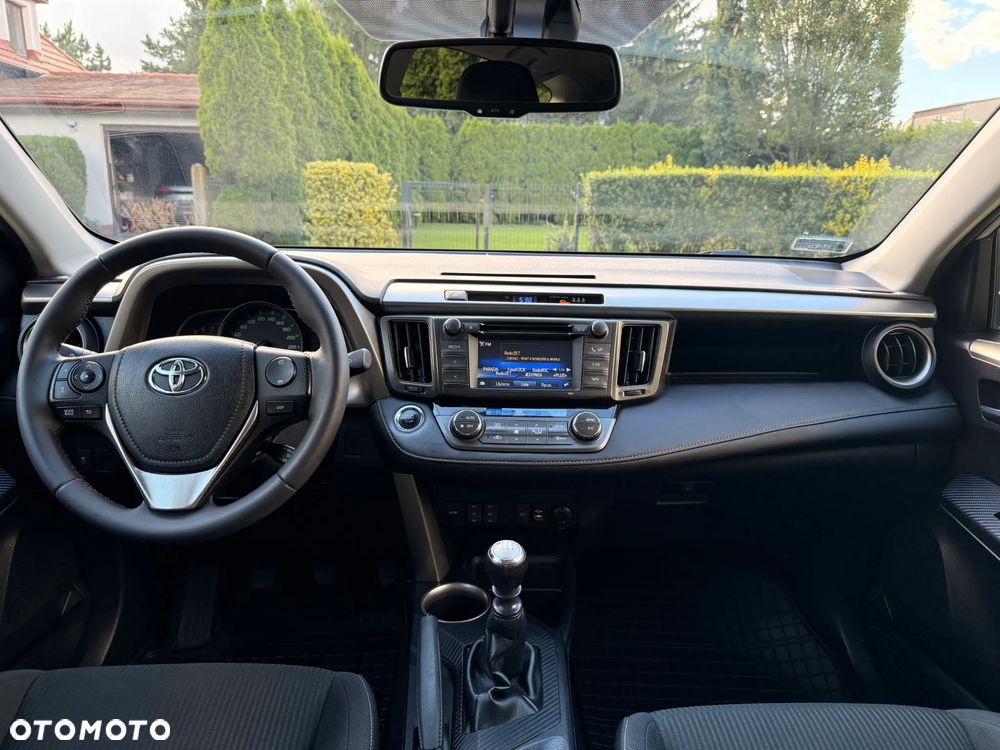 Toyota RAV4 - 11