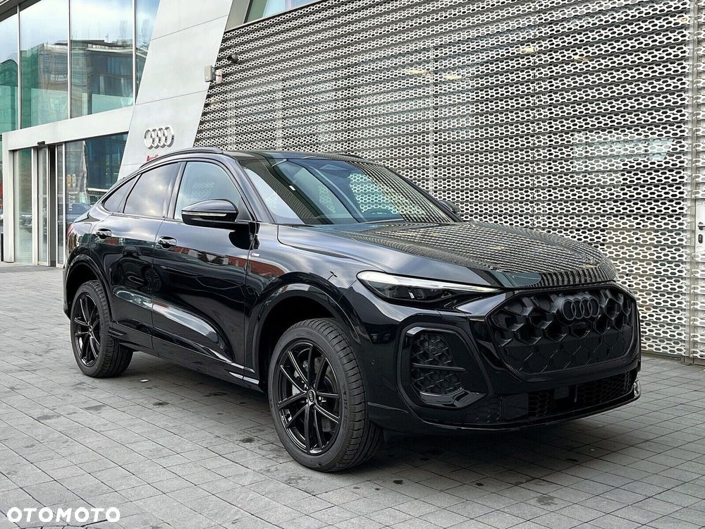 Audi Q5 Sportback - 8
