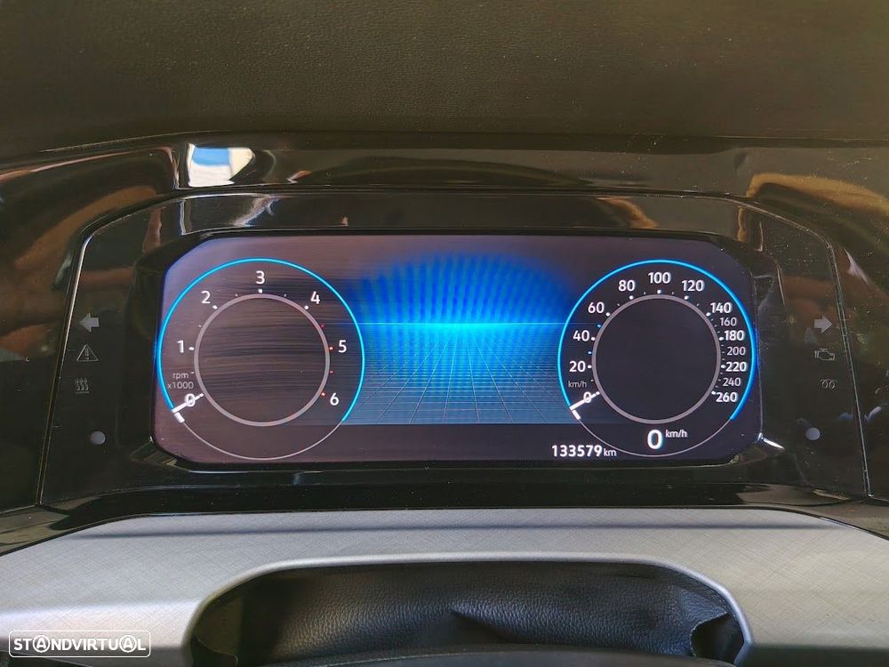 VW Golf Variant - 16