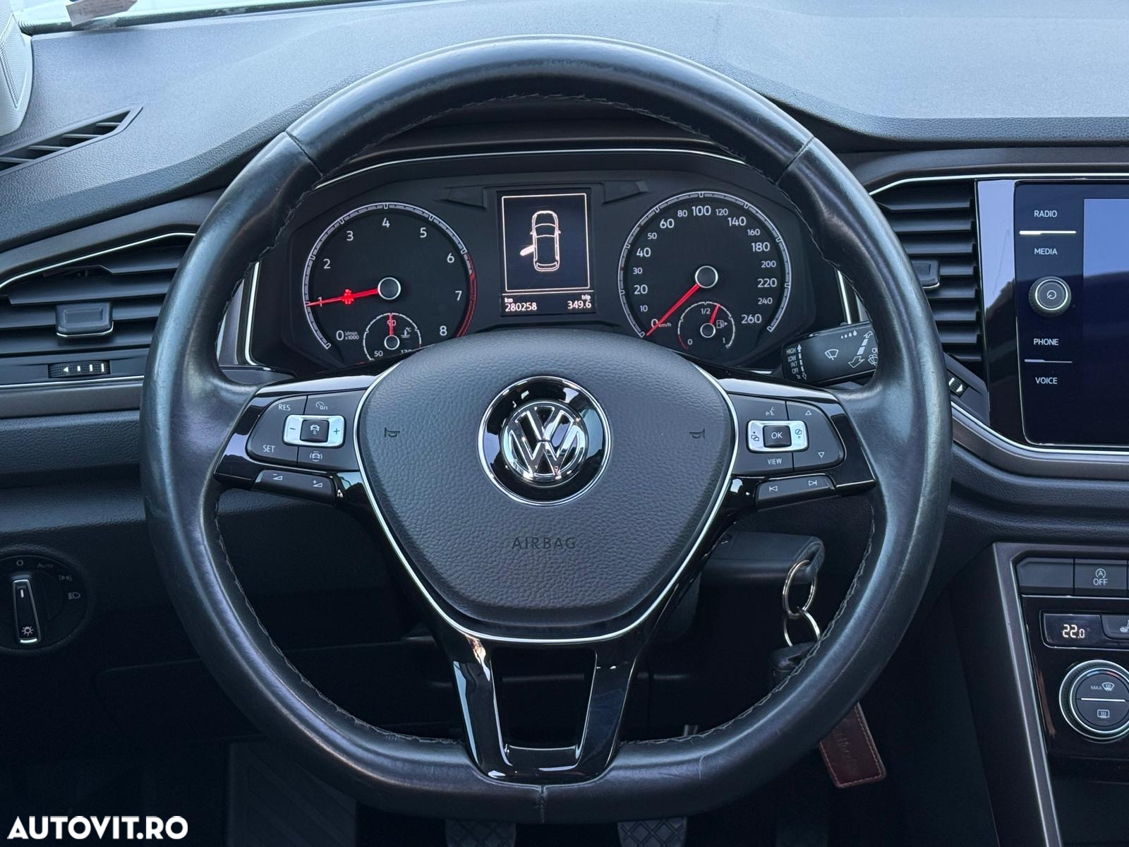 Volkswagen T-ROC 1.0 TSI OPF Style - 16