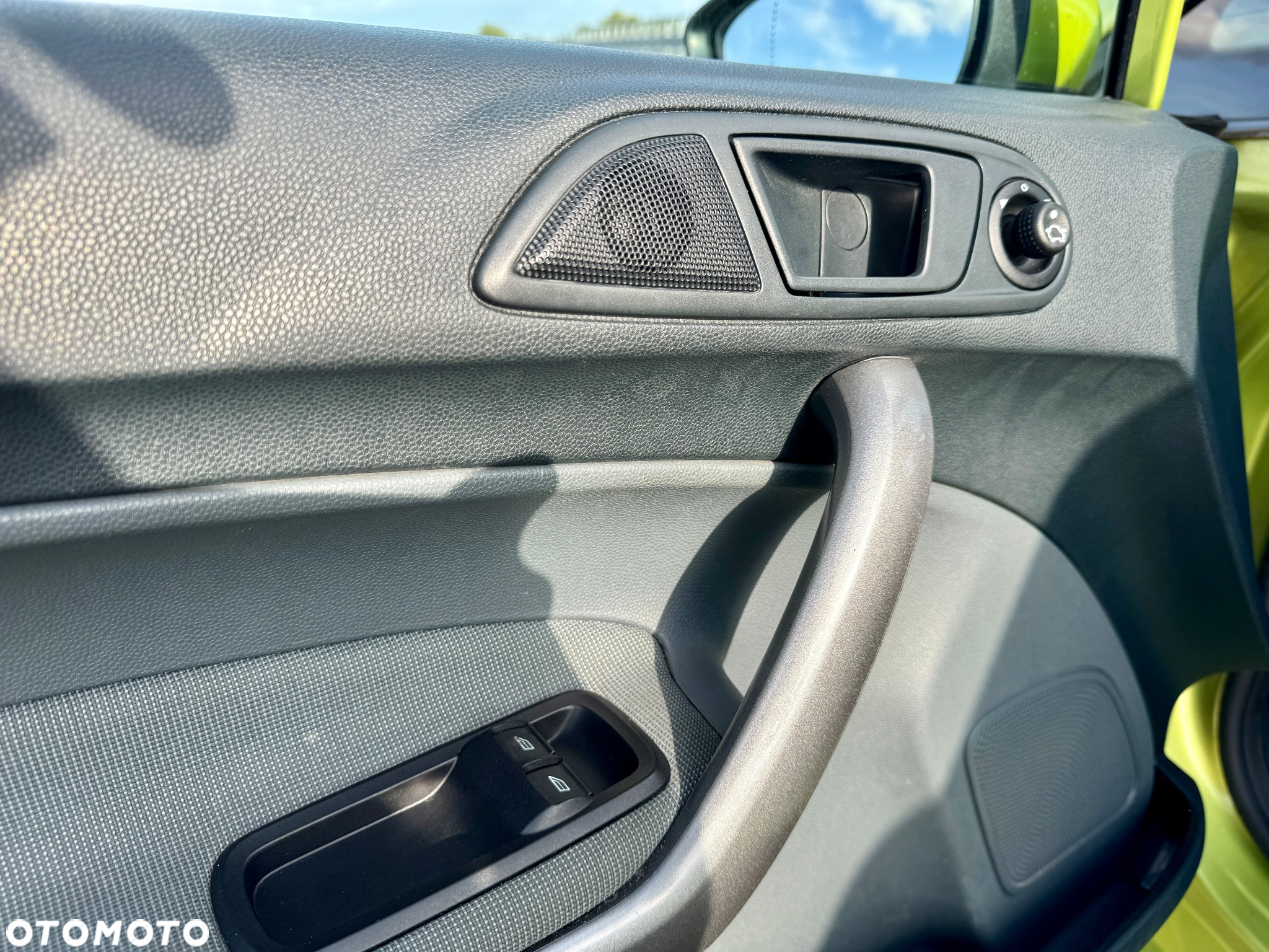Ford Fiesta 1.25 Ambiente - 13