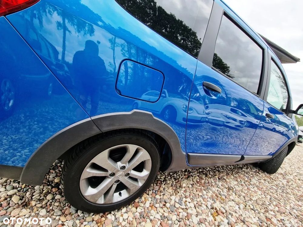 Dacia Lodgy TCe 115 Stepway - 28