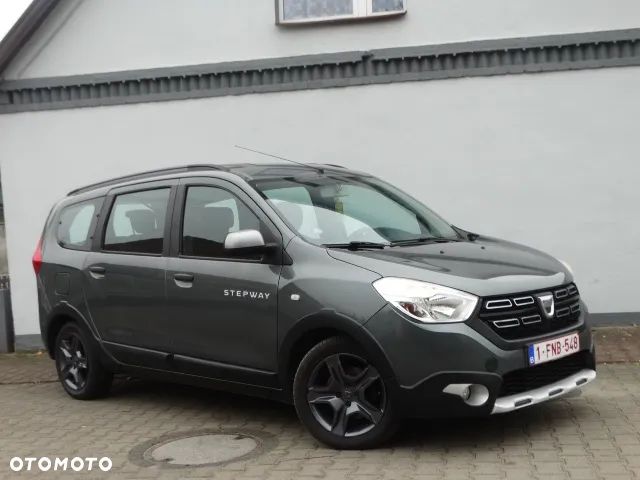 Dacia Lodgy TCe 115 Stepway - 13