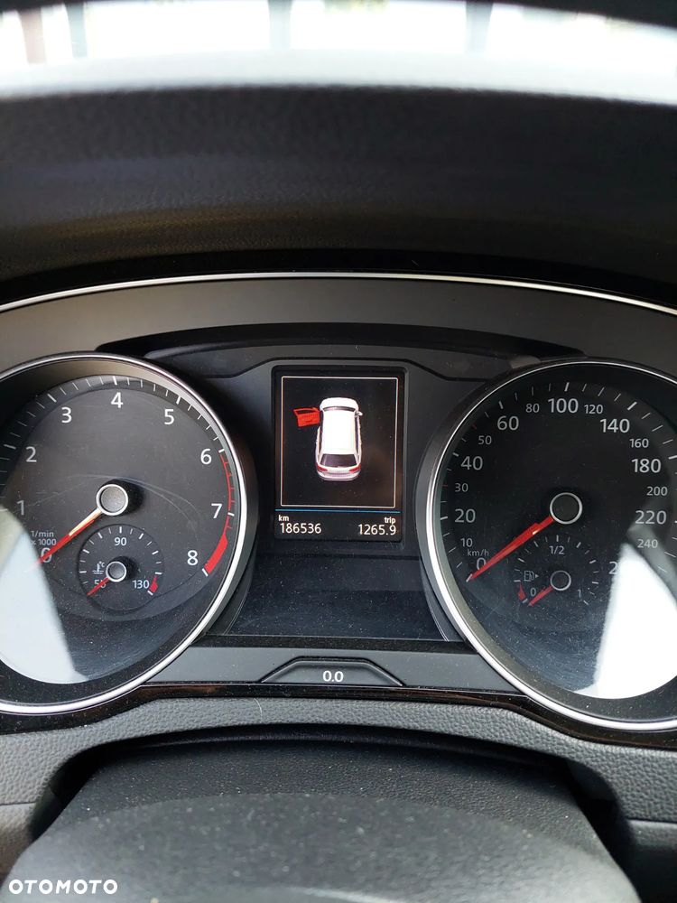 Volkswagen Passat 1.5 TSI EVO Business DSG - 6